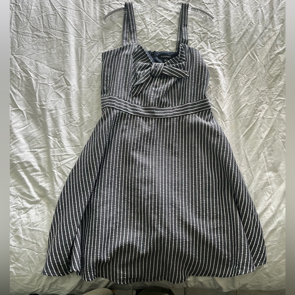 Roz & Ali Blue and White Striped Dress